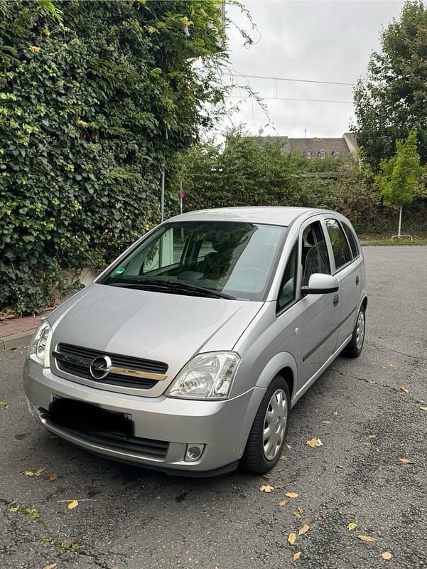 Silber Gebraucht 2003 Opel Meriva Van / Kleinbus | 999 € (Superpreis) - Bild 1/4