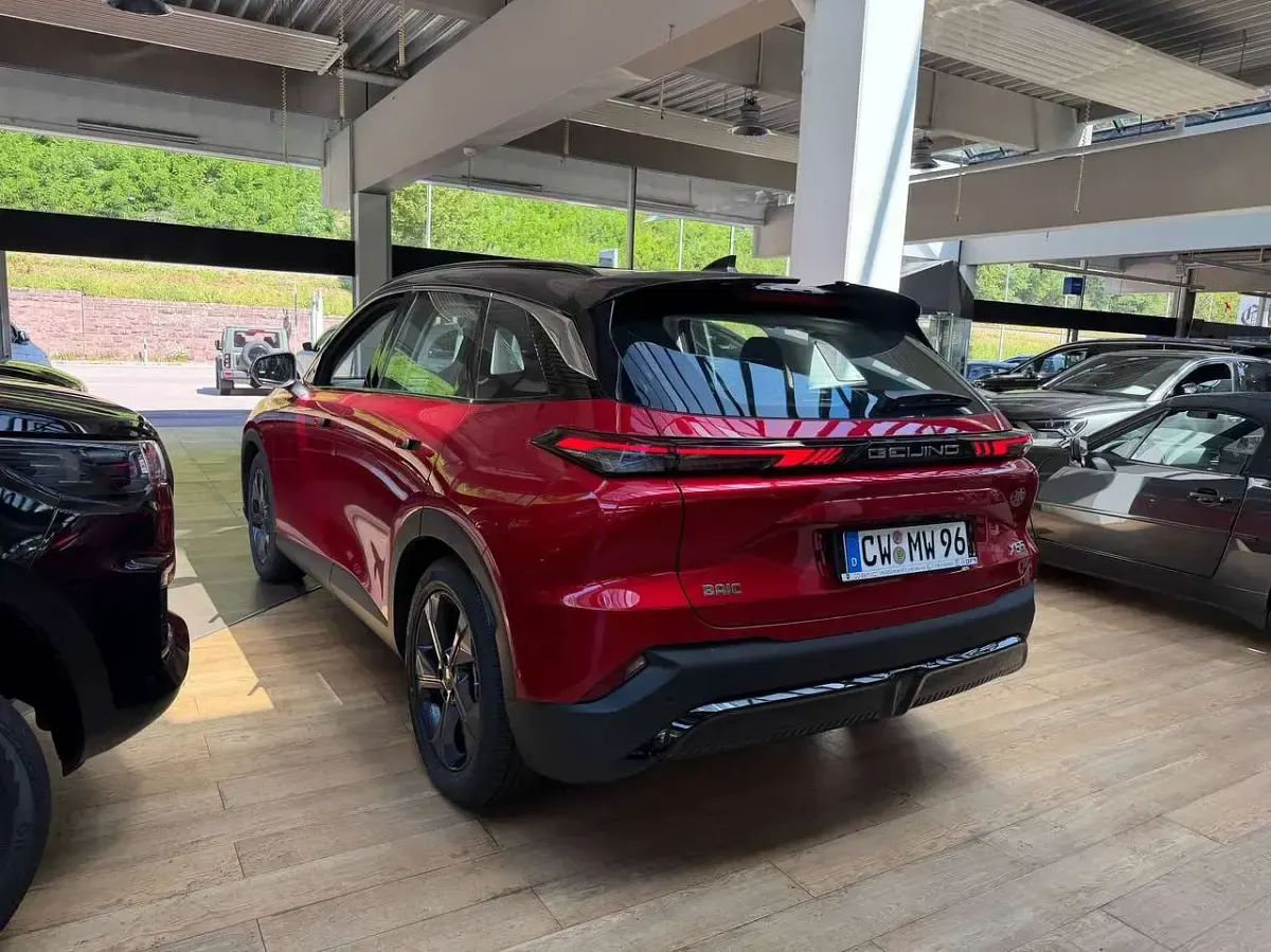 Gebraucht Baic X55 177 PS (130 kW) 2026 Rot SUV