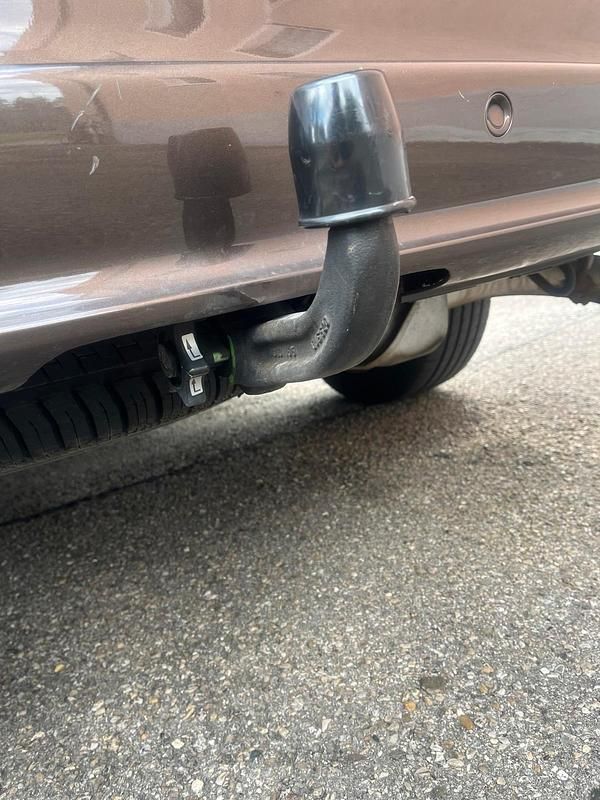 Gebraucht Mercedes Viano Edition 163 PS (119 kW) 2012 Braun Van / Kleinbus