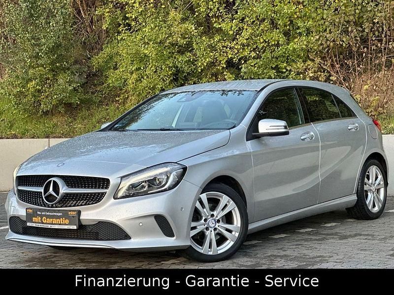 Gebraucht Mercedes A200 136 PS (100 kW) 2017 Silber Limousine
