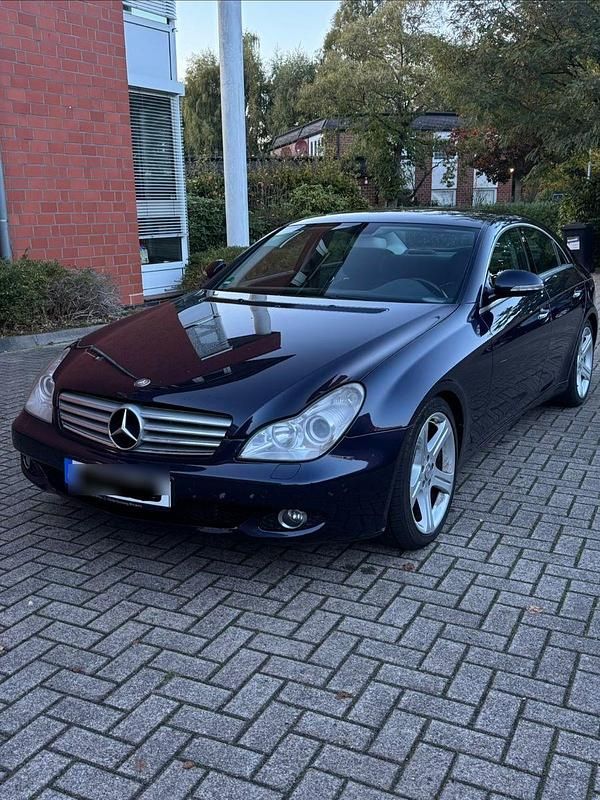 Blau Gebraucht 2008 Mercedes CLS320 Coupé | 9.800 € (Fairer Preis) - Bild 1/4