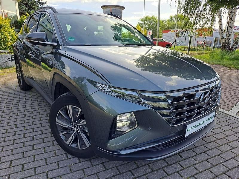 Silber/grau Gebraucht 2023 Hyundai Tucson SUV | 26.800 € (Superpreis) - Bild 1/4