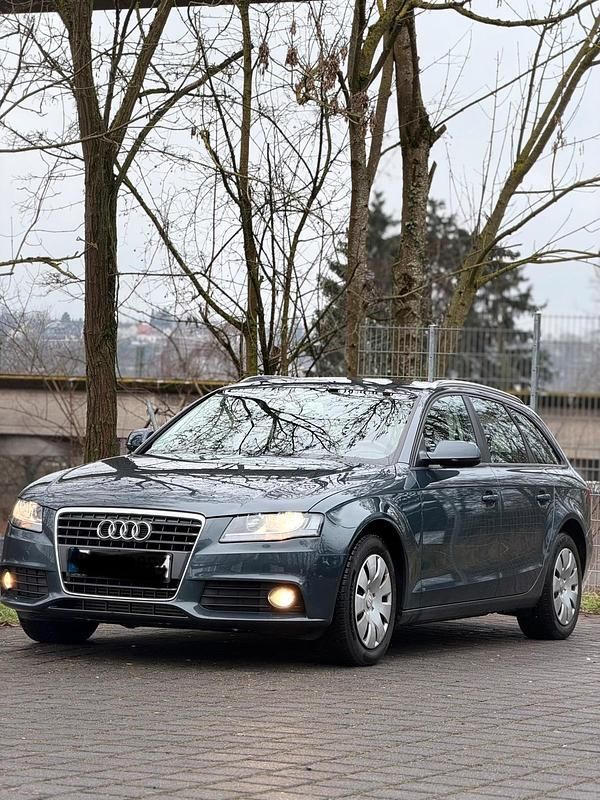 Gebraucht Audi A4 160 PS (117 kW) 2010 Grau Kombi