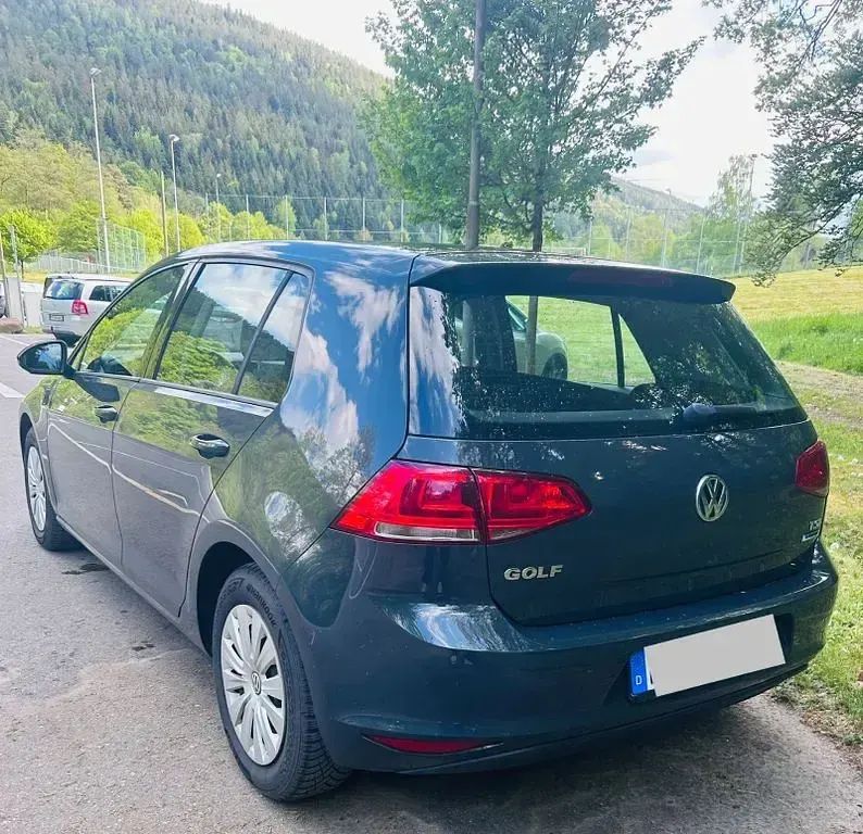 Second-hand VW Golf VII 86 CP (63 kW) 2015 Gri Berlinǎ