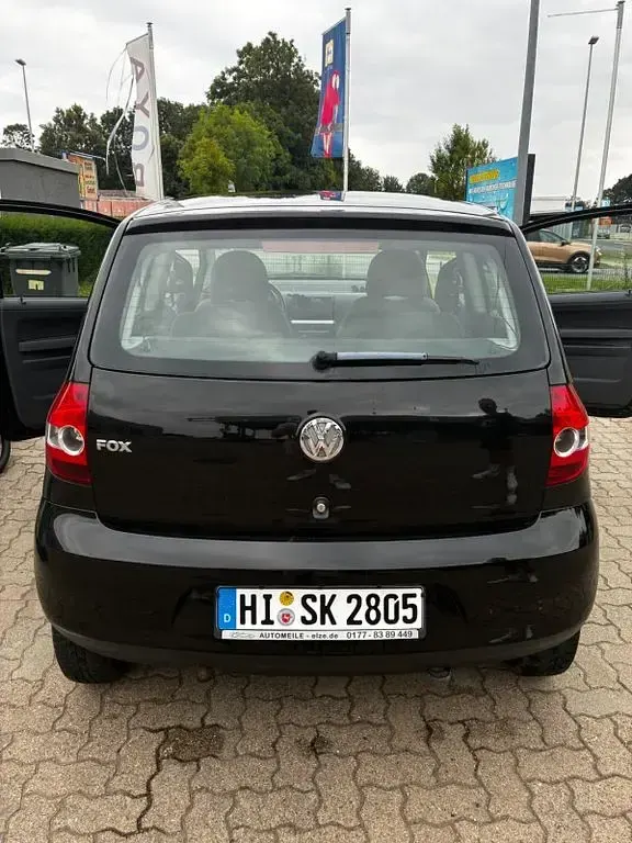 Gebraucht VW Fox 54 PS (39 kW) 2006 Schwarz Kleinwagen