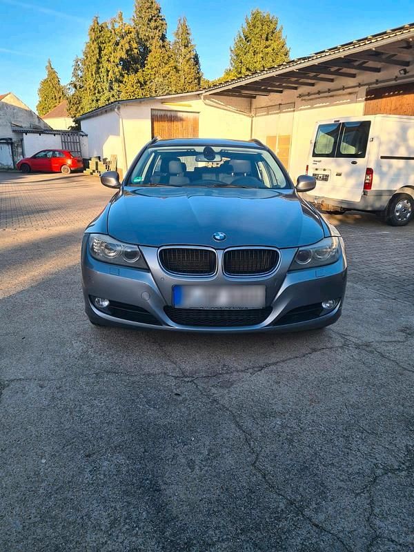 Second-hand BMW 320 184 CP (135 kW) 2012 Gri Break