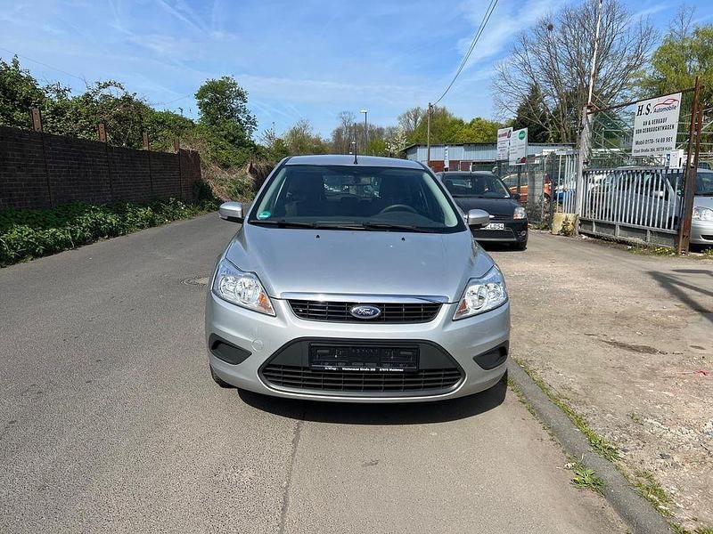 Second-hand Ford Focus Style 101 CP (74 kW) 2009 Argintiu Berlinǎ