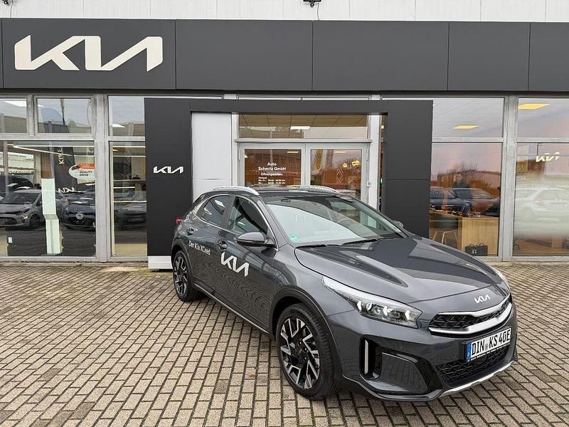 Grau Gebraucht 2024 Kia XCeed Platinum Edition SUV | 25.350 € (Fairer Preis) - Bild 1/4