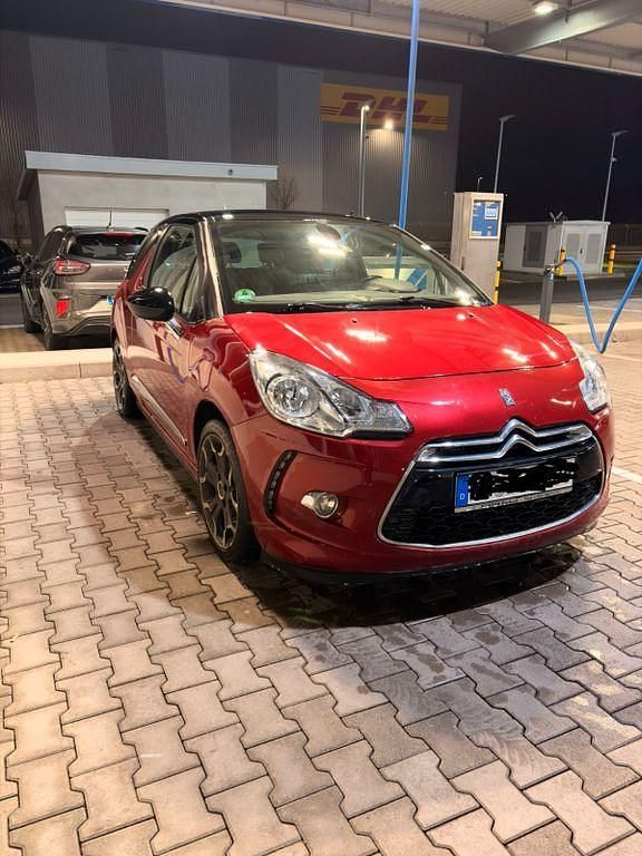 Gebraucht Citroën DS3 Sport Chic 156 PS (114 kW) 2013 Rot Kleinwagen