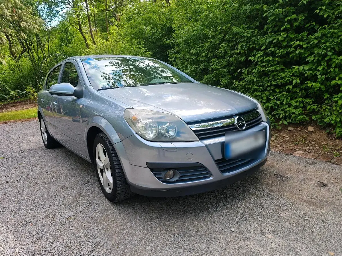 Gebraucht Opel Astra 125 PS (91 kW) 2006 Blau Coupé