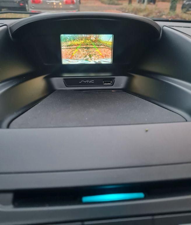 Second-hand Ford Kuga 150 CP (110 kW) 2018 Verde SUV