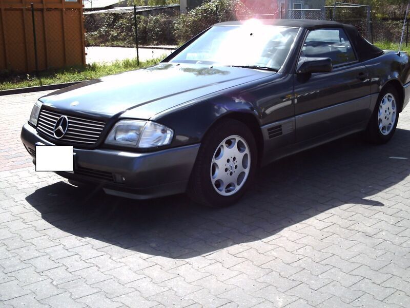 Schwarz Gebraucht 1992 Mercedes SL300 Cabrio | 12.900 € - Bild 1/4