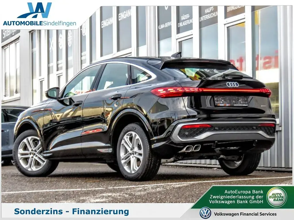 Neu Audi Q5 Sportback Sport 204 PS (150 kW) 2026 Schwarz SUV