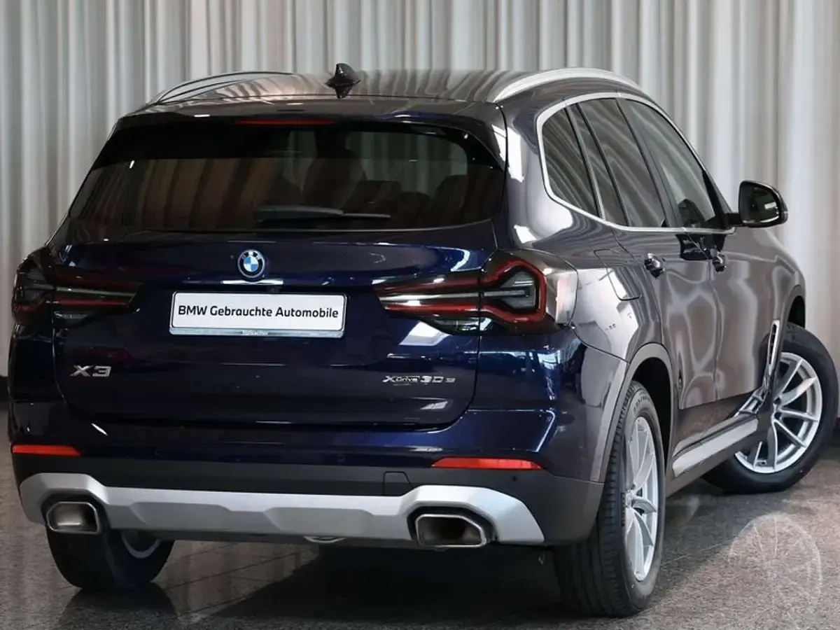 Gebraucht BMW X3 Sport Line 184 PS (135 kW) 2023 Bmw individual tansanitblau SUV