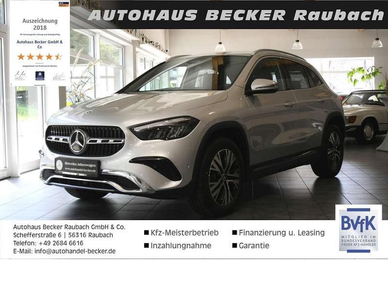 Silber Gebraucht 2023 Mercedes GLA200 Advanced SUV | 35.990 € (Guter Preis) - Bild 1/4