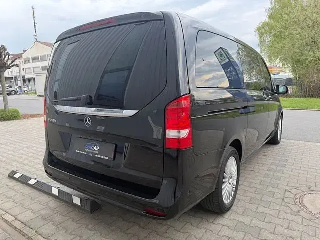 Gebraucht Mercedes V250 Edition 190 PS (139 kW) 2022 Schwarz Van / Kleinbus