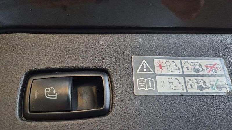 Gebraucht Mercedes 350 258 PS (189 kW) 2012 Schwarz SUV