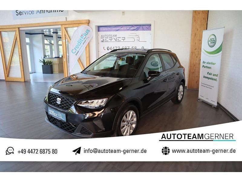 Mythosschwarz (metallic) Gebraucht 2024 Seat Arona Style SUV | 21.408 € (Etwas zu teuer) - Bild 1/2