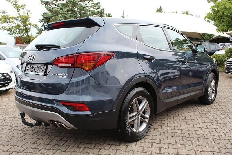 Gebraucht Hyundai Santa Fe Trend 188 PS (138 kW) 2017 Braun SUV