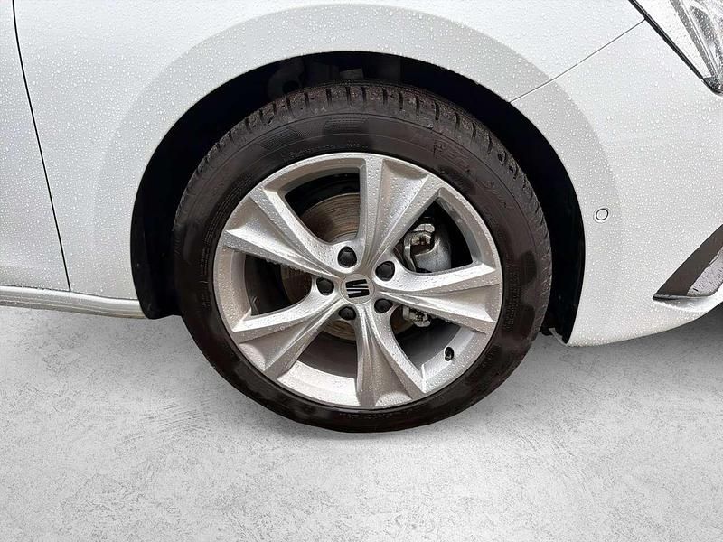 Gebraucht Seat Leon FR 150 PS (110 kW) 2025 Nevada weiß metallic Limousine