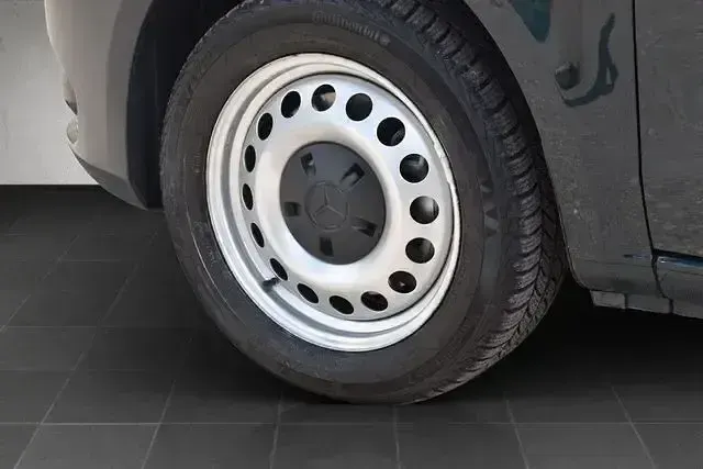 Gebraucht Mercedes Vito 136 PS (100 kW) 2019 Grün Van