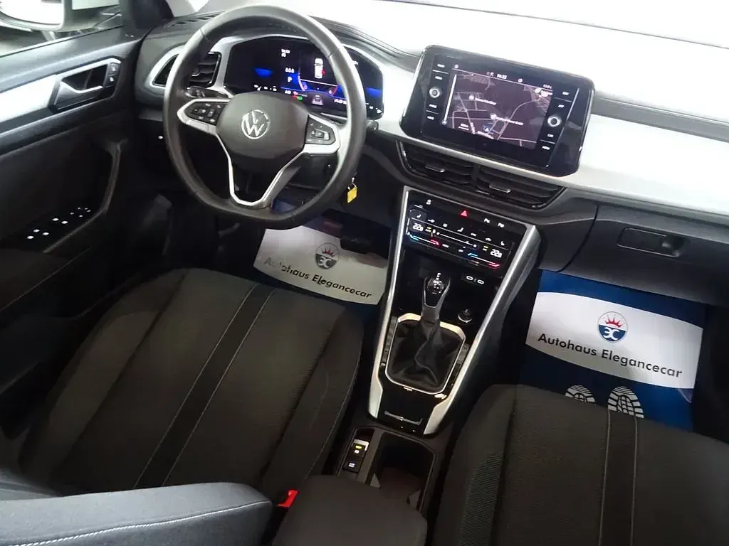 Gebraucht VW T-Roc 150 PS (110 kW) 2023 Ascotgrau SUV