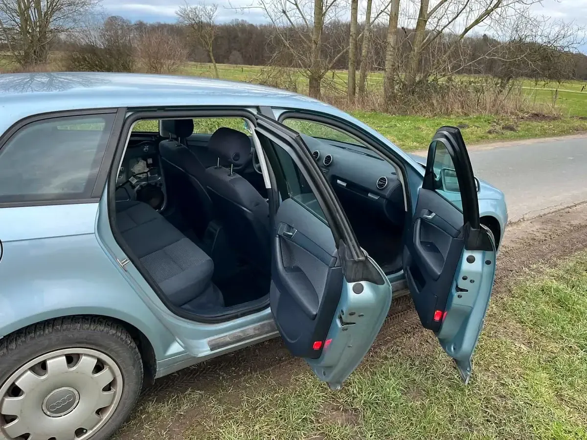 Gebraucht Audi A3 Sportback 115 PS (84 kW) 2006 Andere farben Kleinwagen