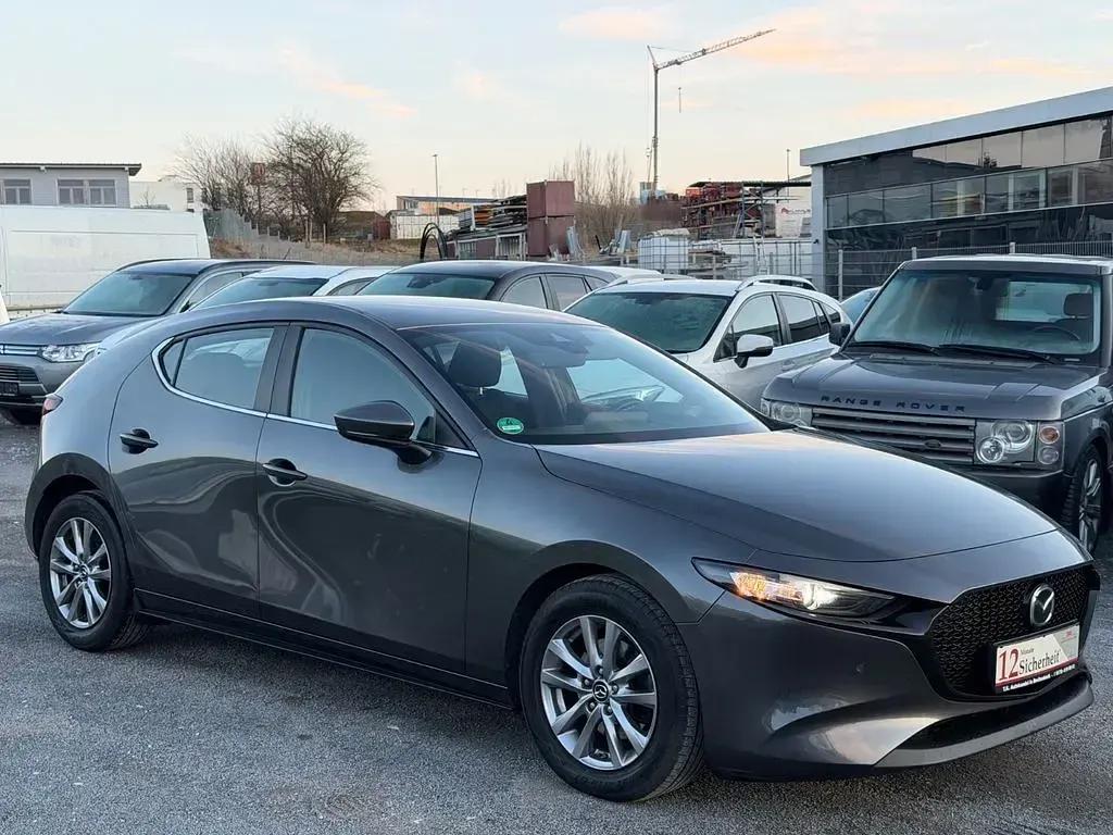 Gebraucht Mazda 3 Selection 122 PS (89 kW) 2019 Machine grey Limousine