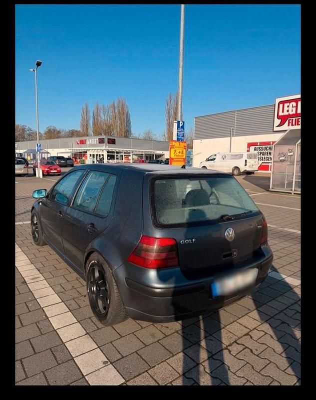 Gebraucht VW Golf IV 101 PS (74 kW) 2000 Andere farben Kleinwagen