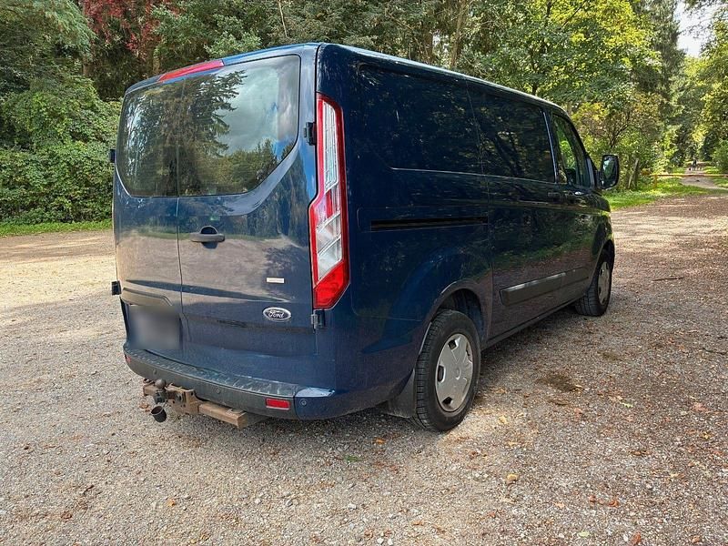 Gebraucht Ford Transit Custom 105 PS (77 kW) 2018 Blau Kombi