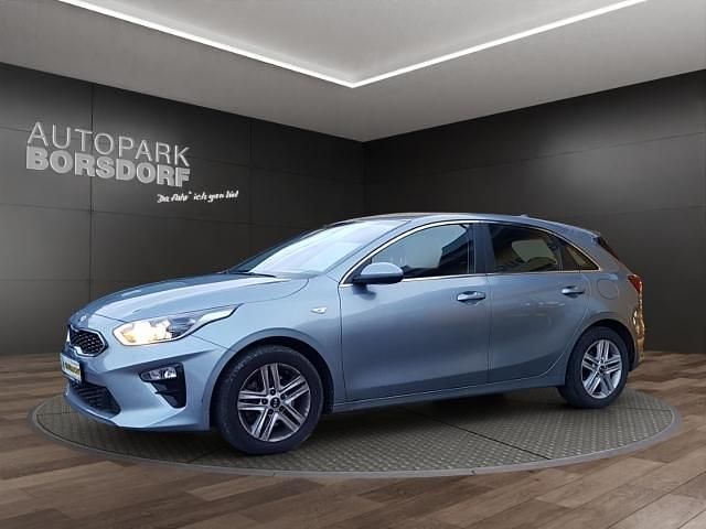 Gebraucht Kia Ceed Vision 140 PS (102 kW) 2019 Silber Kleinwagen