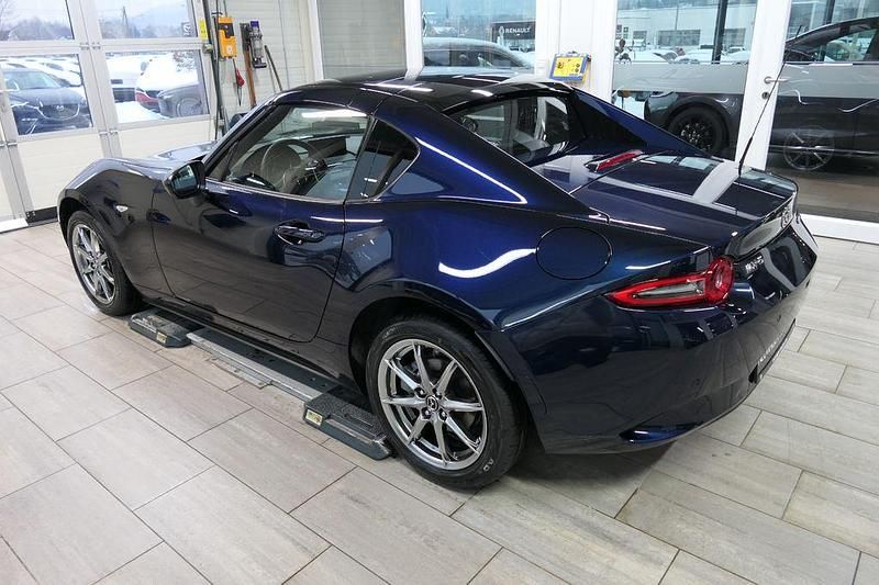 Neu Mazda MX5 Exclusive 136 PS (100 kW) 2026 Blau Cabrio