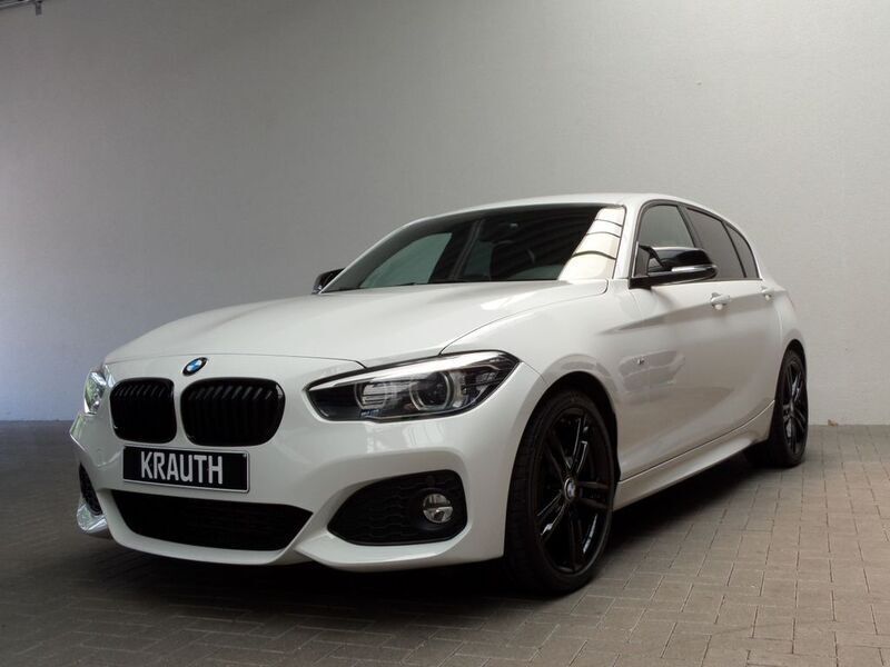 Weiß Gebraucht 2019 BMW 118 Shadowline Kleinwagen | 20.990 € (Fairer Preis) - Bild 1/4