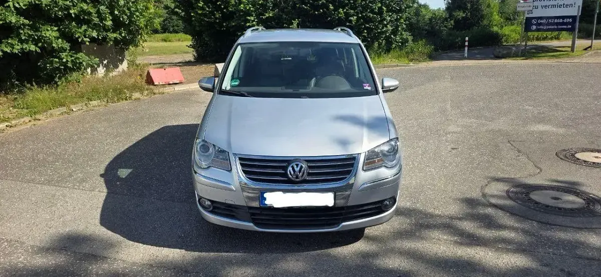 Gebraucht VW Touran Highline 140 PS (102 kW) 2009 Silber Van / Kleinbus