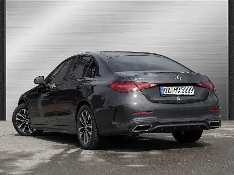 Gebraucht Mercedes C180 AMG 170 PS (125 kW) 2026 Andere Limousine