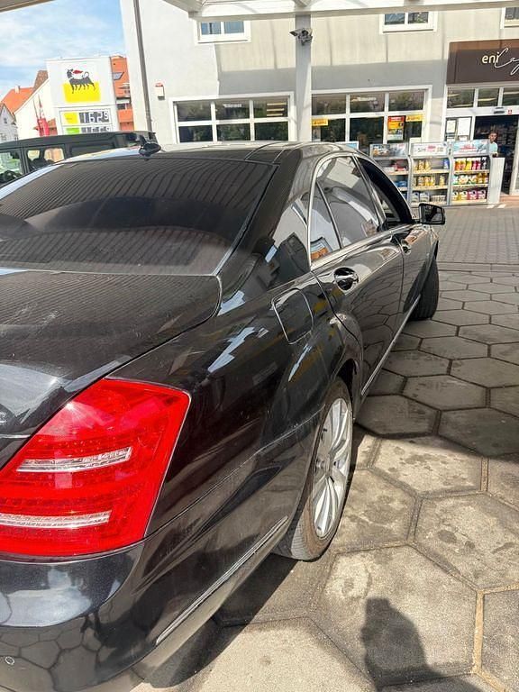 Gebraucht Mercedes S500 435 PS (319 kW) 2012 Schwarz Limousine