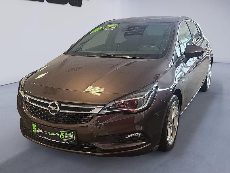 Gebraucht Opel Astra Dynamic 150 PS (110 kW) 2016 Kokosbraun Limousine