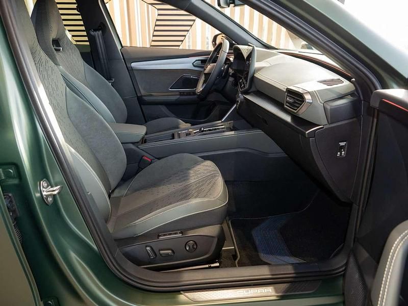 Neu Cupra Formentor VZ 333 PS (244 kW) 2026 Rio green matt SUV