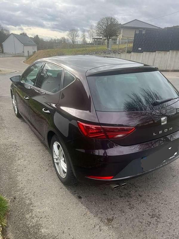 Gebraucht Seat Leon FR 150 PS (110 kW) 2018 Violet Limousine
