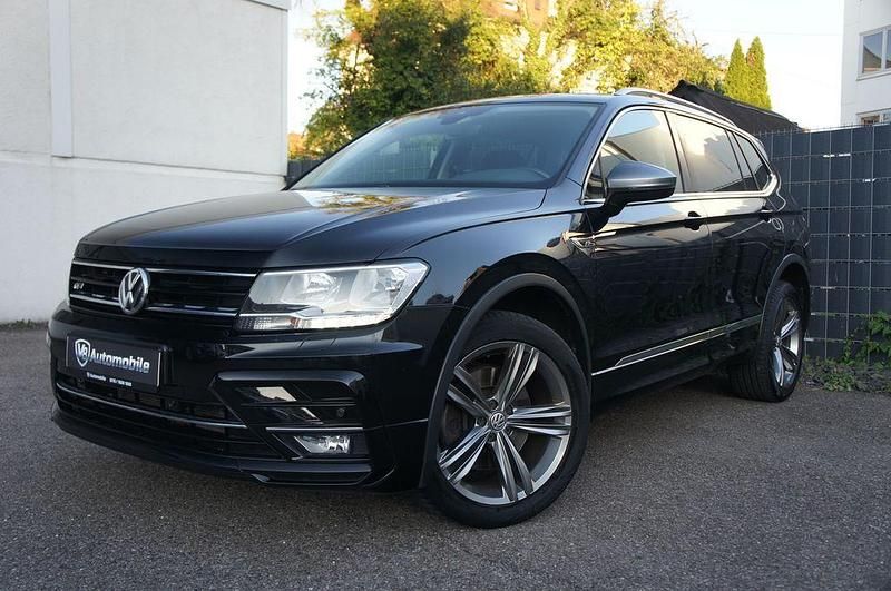 Schwarz Gebraucht 2018 VW Tiguan Allspace R-line SUV | 24.999 € (Fairer Preis) - Bild 1/4