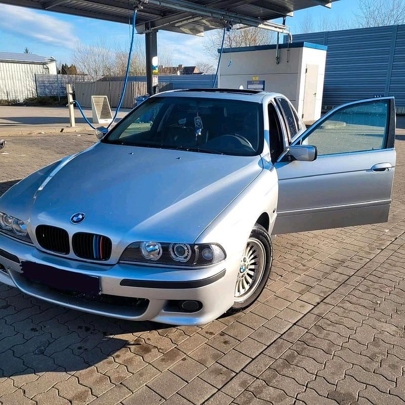Gebraucht BMW 525 225 PS (165 kW) 2001 Silber Limousine