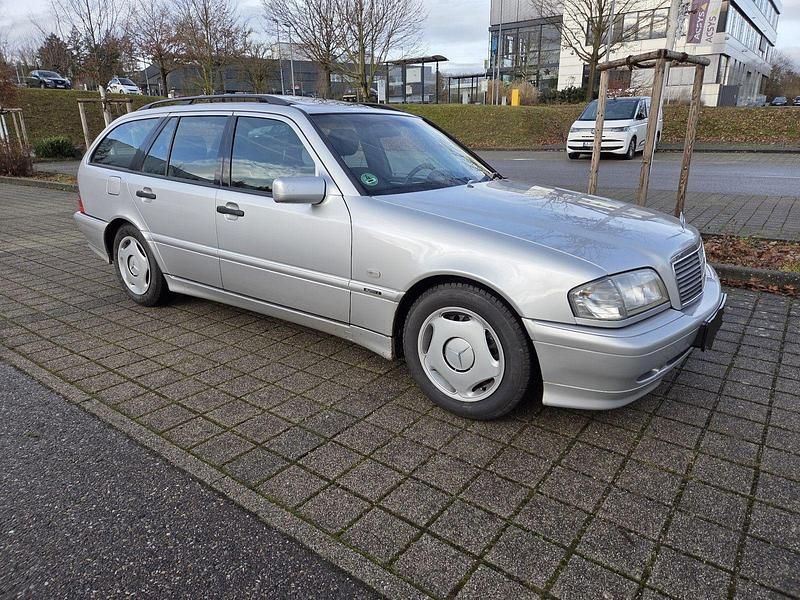 Gebraucht Mercedes C240 170 PS (125 kW) 1998 Silber Kombi