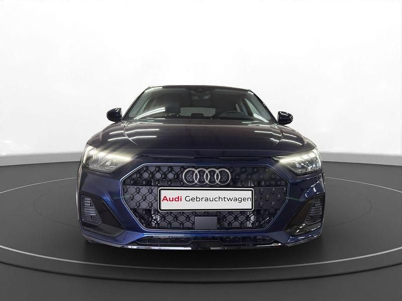 Gebraucht Audi A1 Basis 116 PS (85 kW) 2025 Navarrablau metallic Limousine