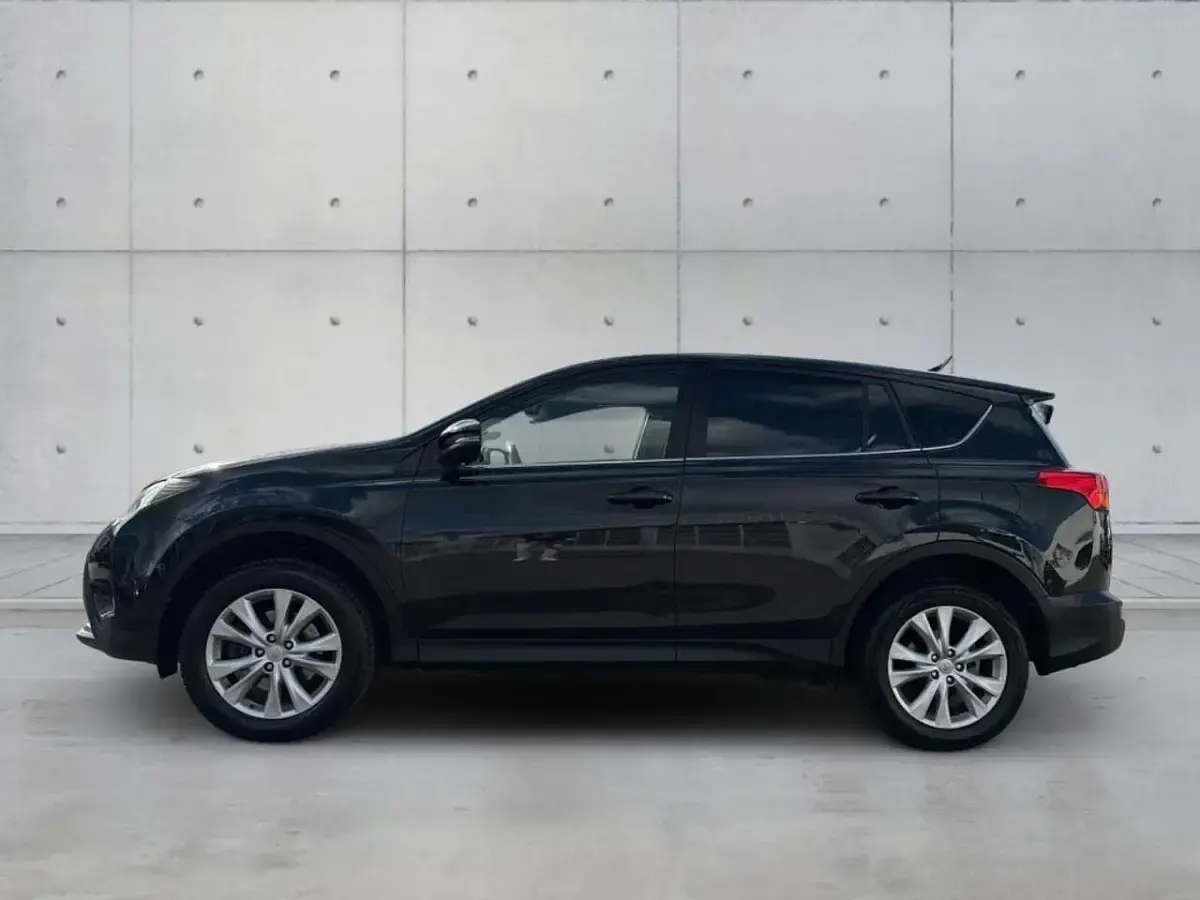 Gebraucht Toyota RAV4 Edition 150 PS (110 kW) 2013 Mysticschwarz mica SUV