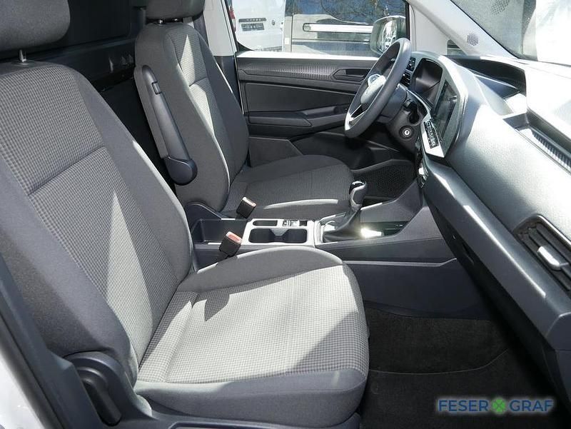 Gebraucht VW Caddy 102 PS (75 kW) 2024 Weiß Van / Kleinbus