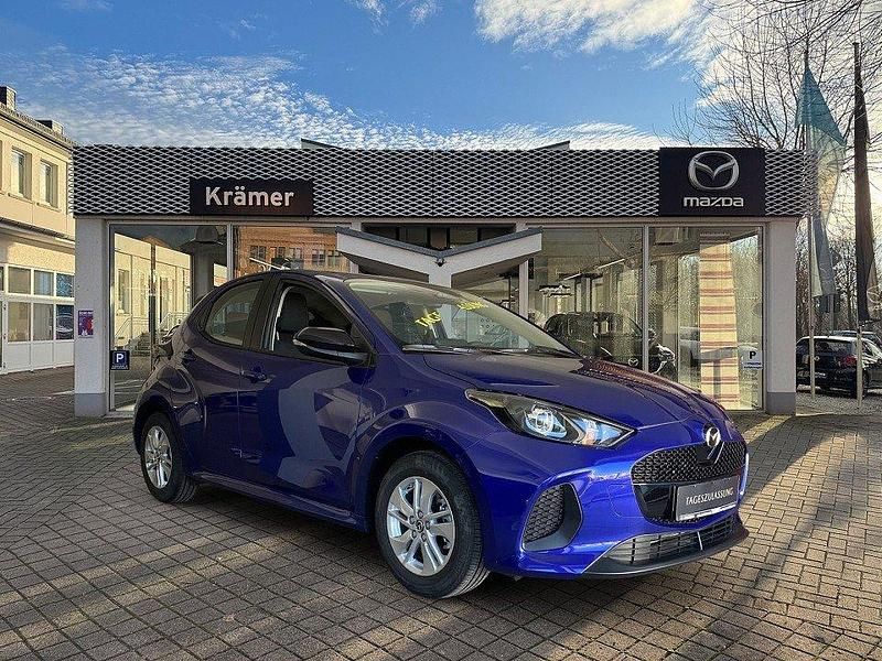 Neu Mazda 2 Center-Line 116 PS (85 kW) 2025 Blau Limousine