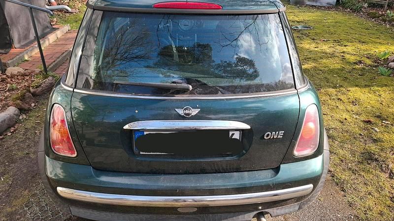 Second-hand Mini ONE 90 CP (66 kW) 2004 Verde Hatchback