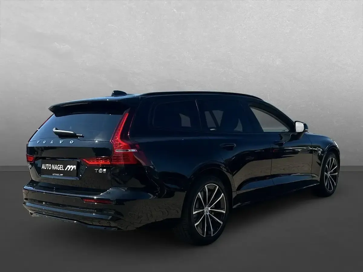 Neu Volvo V60 Business Edition 455 PS (334 kW) 2026 Andere Kombi