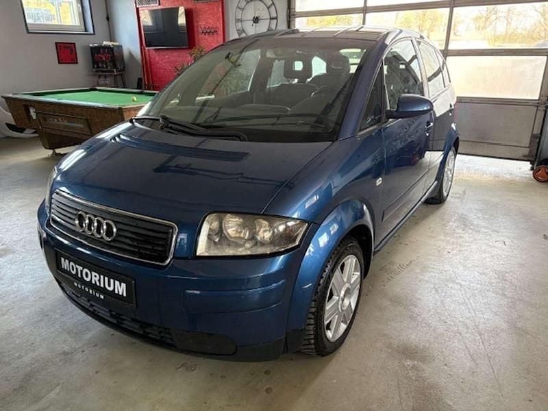 Usata Audi A2 75 CV (55 kW) 2004 Blu Utilitaria