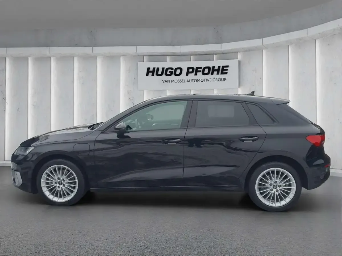 Gebraucht Audi A3 150 PS (110 kW) 2023 Schwarz Limousine